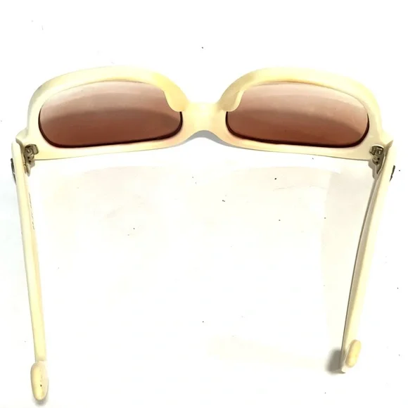 Vintage Emmanuel Khanh B. Robinson Paris Cream Ivory  display picture 2